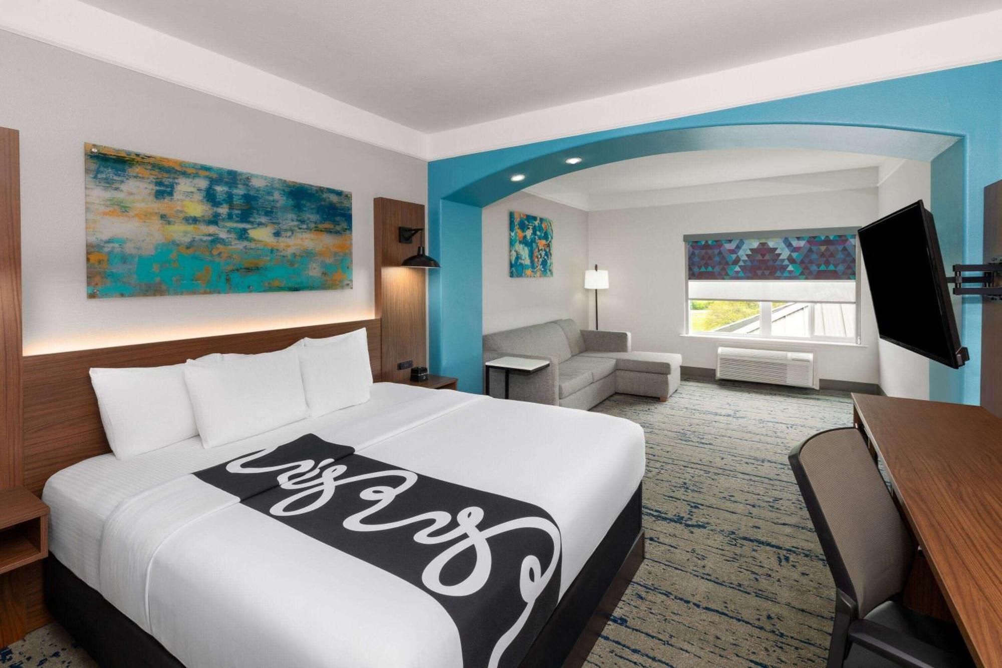 La Quinta By Wyndham Angleton Hotell Exteriör bild